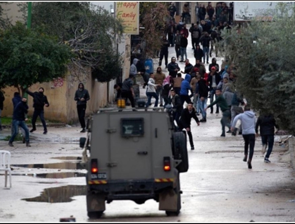إصابة فلسطينيين برصاص الاحتلال في مواجهات بالنبي صالح
