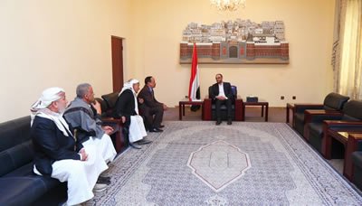 أعضاء بمجلس الشورى يؤدون اليمين الدستورية أمام الرئيس المشاط