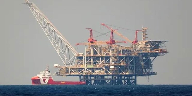 كيان العدو الصهيوني يعزّز قواته حول منصة “كاريش” بعد تهديدات السيد نصر الله