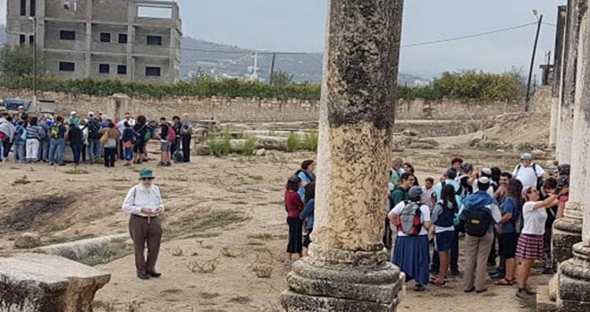 مستوطنون صهاينة يجددون اقتحامهم للموقع الأثري في بلدة سبسطية