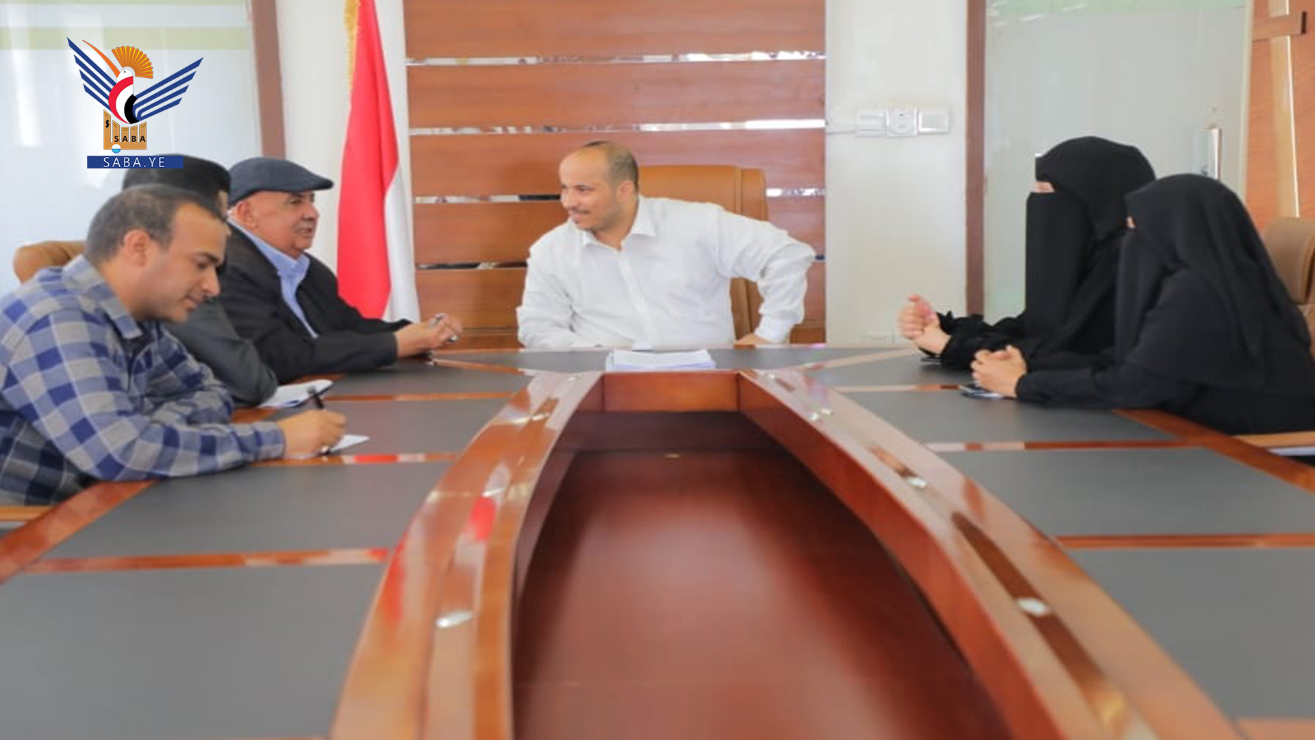 وزير الصناعة يؤكد ضرورة استمرار التواصل مع منظمة التجارة العالمية