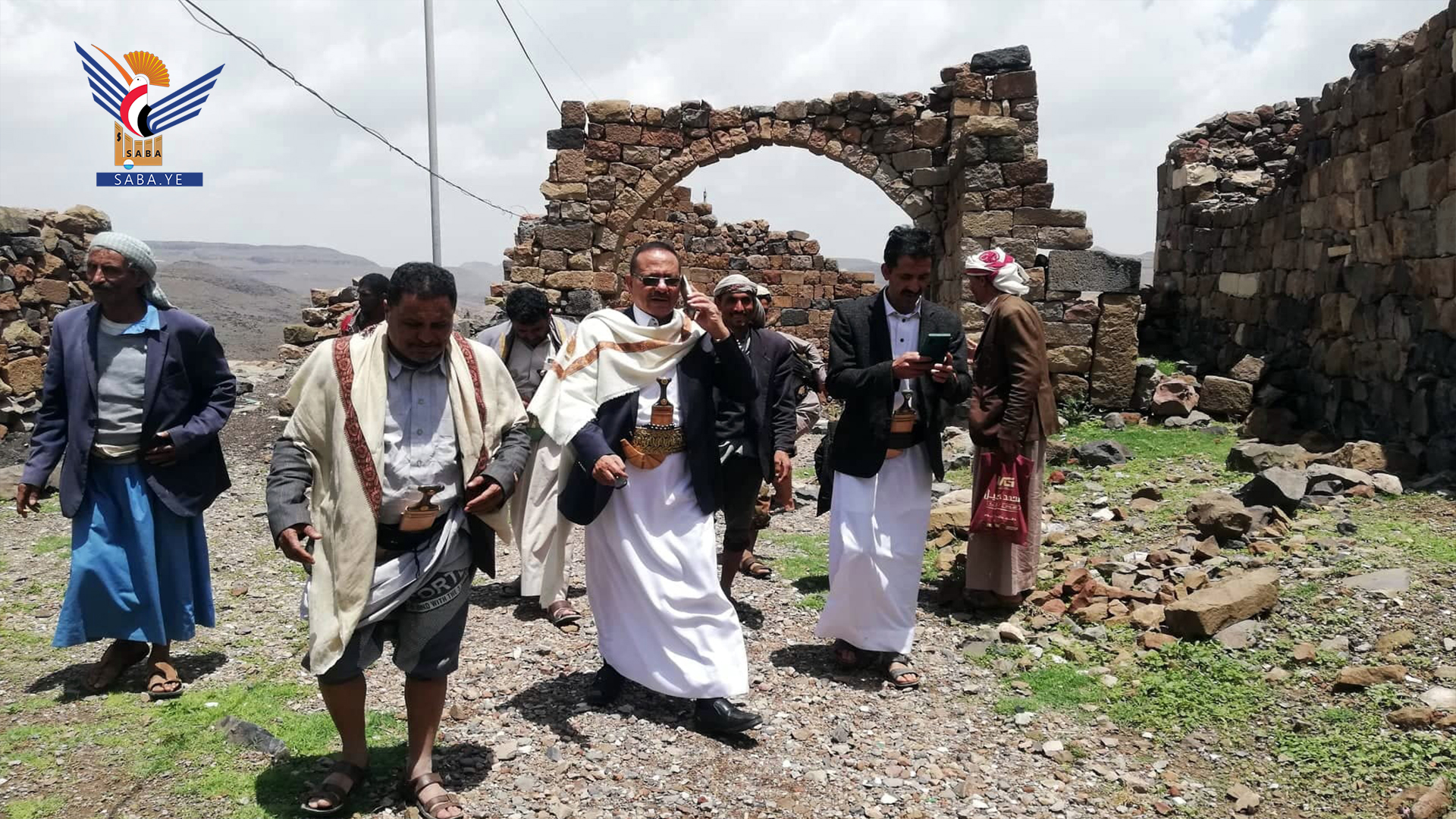 وزير الثقافة يزور حصن غيمان الأثري ويتفقد أضرار السيول