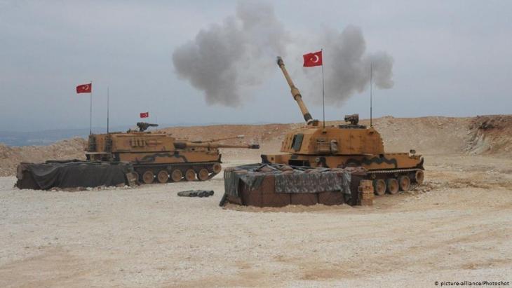 استشهاد عدد من المدنيين السوريين في اعتداء تركي على ريف الرقة الشمالي