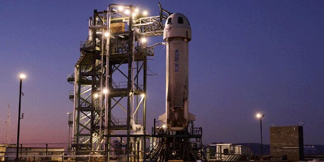 صاروخ (بلو أوريجين) الفضائي يتحطم بعد إقلاعه من الولايات المتحدة