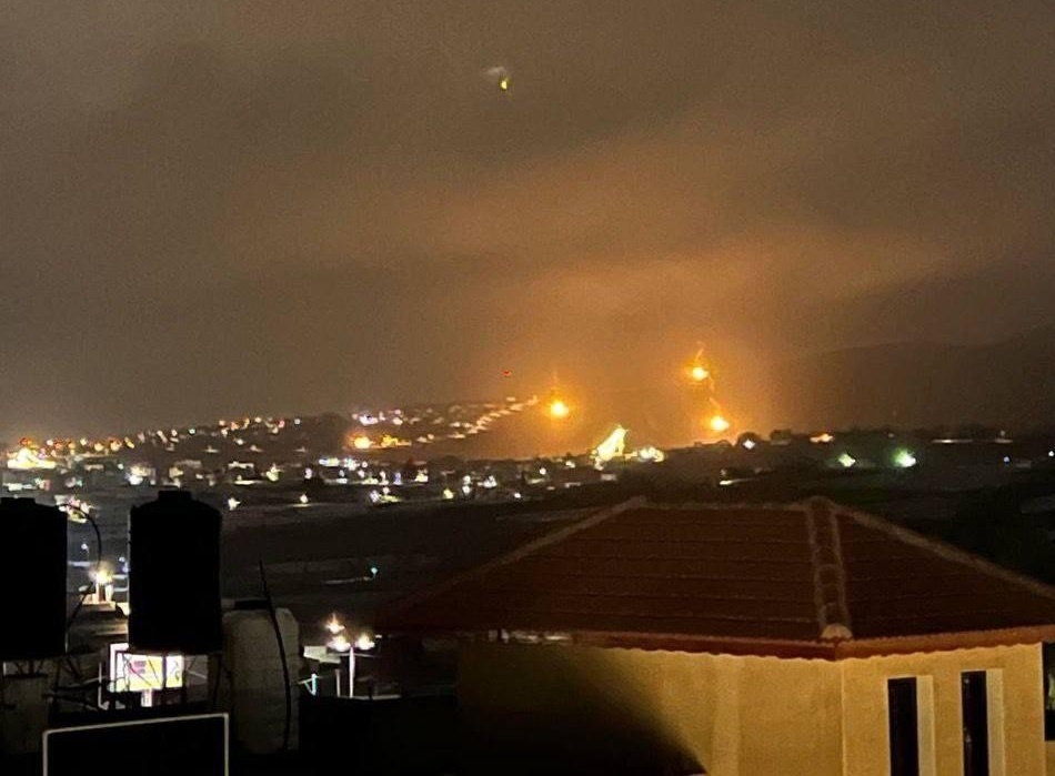 مقاومون فلسطينيون يستهدفون عدة حواجز للعدو الصهيوني ومستوطنة قرب نابلس