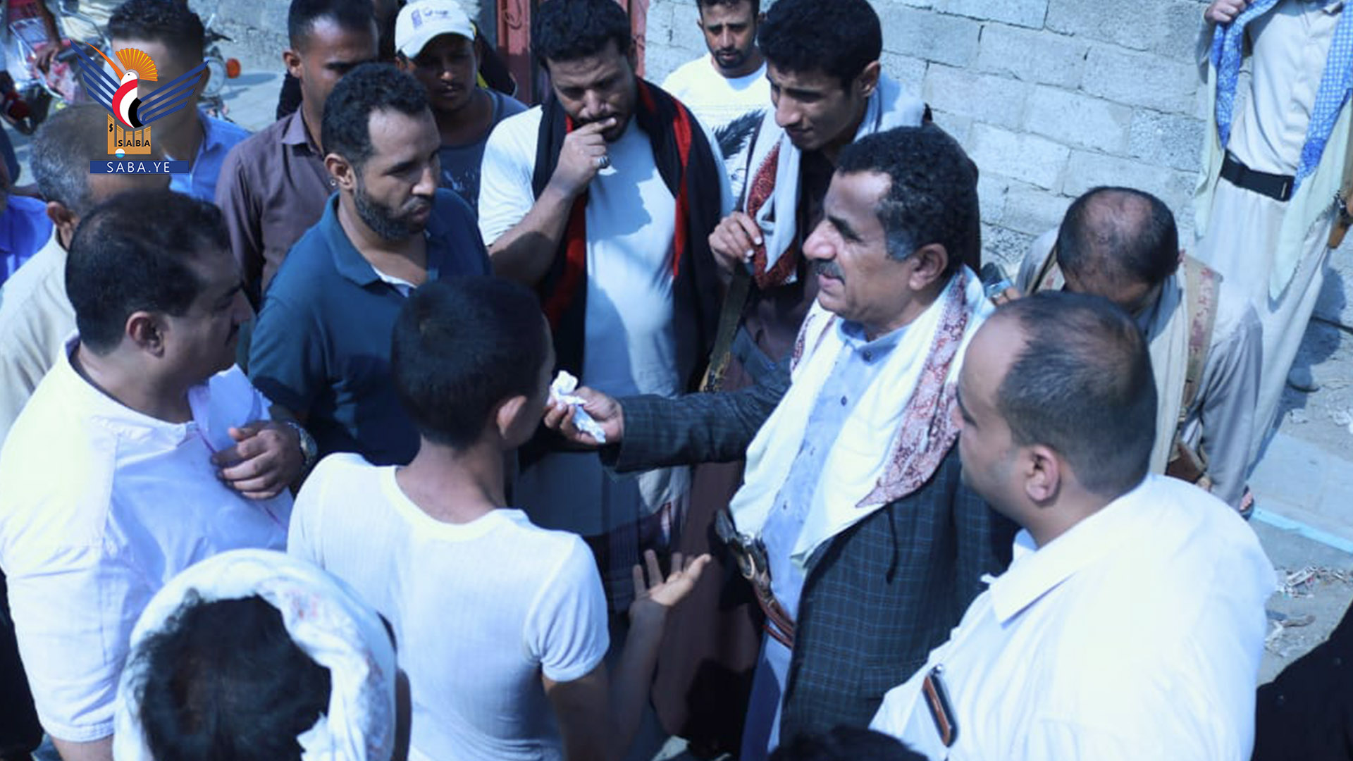 وزير النفط يطلع على الوضع التمويني للغاز بمحافظة الحديدة