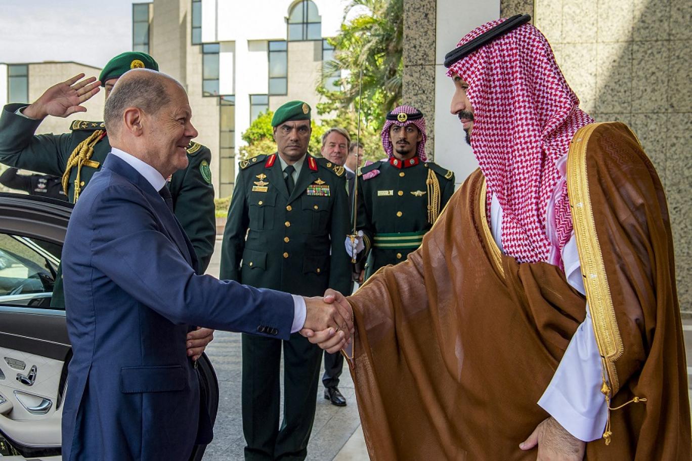  ألمانيا الباحثة عن الطاقة تمرر صفقات سلاح للسعودية