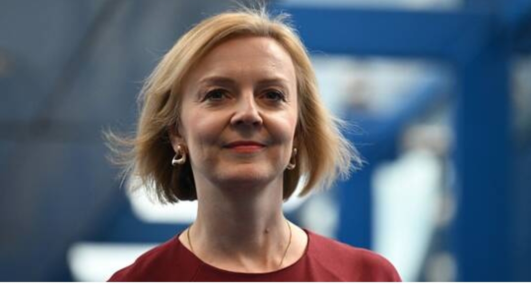 لندن تتراجع عن قرارها السابق بخفض ضريبة الدخل على الأثرياء