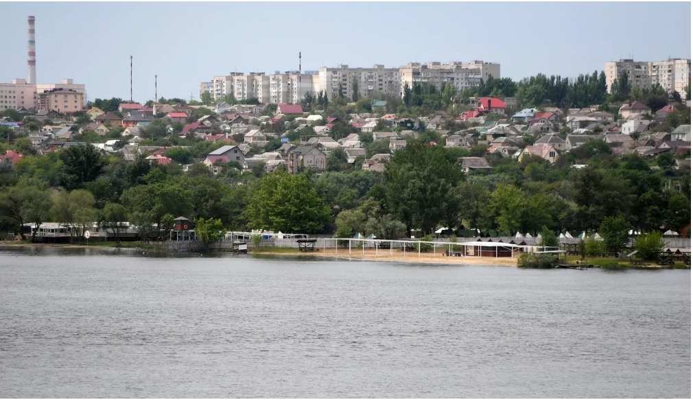 خمسة قتلي في قصف أوكراني على حافلة في خيرسون