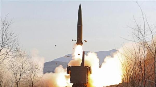 كوريا الشمالية تطلق صاروخا باليستيا قبالة سواحل كوريا الجنوبية