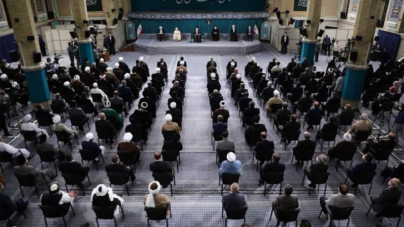 الخامنئي: أهم عوامل معاناة الأمة الإسلامية حالياً هي تفرق المسلمين واختلافهم