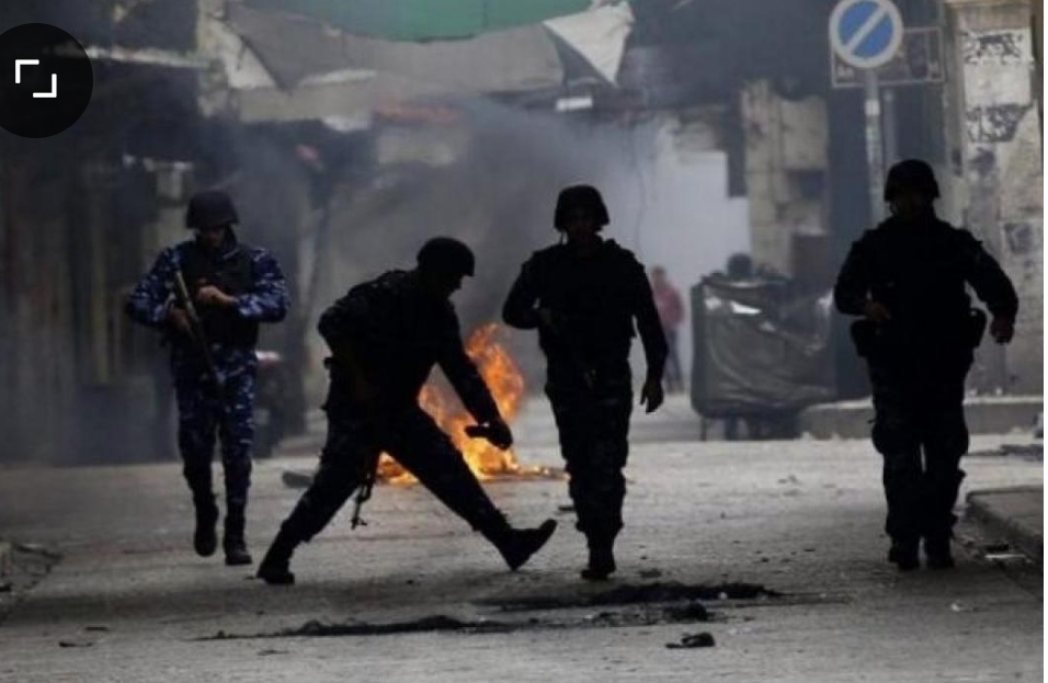 مواجهات واشتباكات مُسلحة في بلاطة شرق نابلس