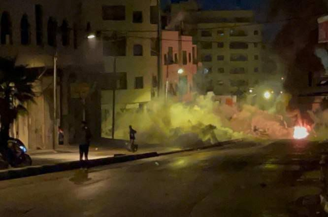 استشهاد شاب فلسطيني وإصابة ثلاثة آخرين برصاص العدو الصهيوني شرق نابلس