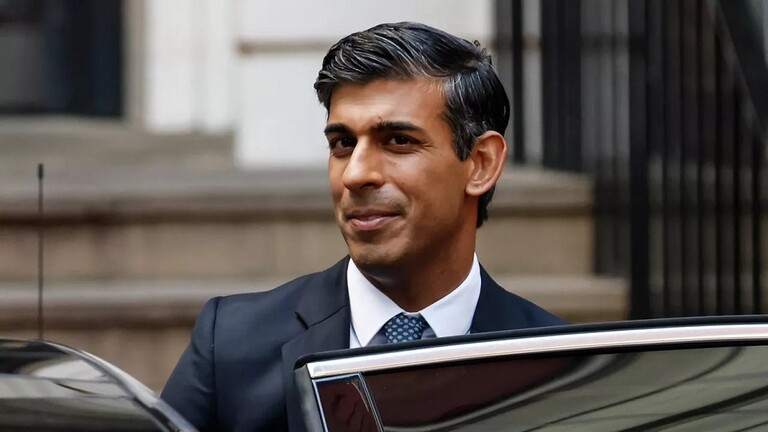 سوناك يتعهد بدعم كييف بألف صاروخ