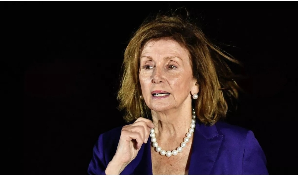 رئيسة مجلس النواب تتعهد بعدم السعي للحصول على دور قيادي في الكونغرس القادم