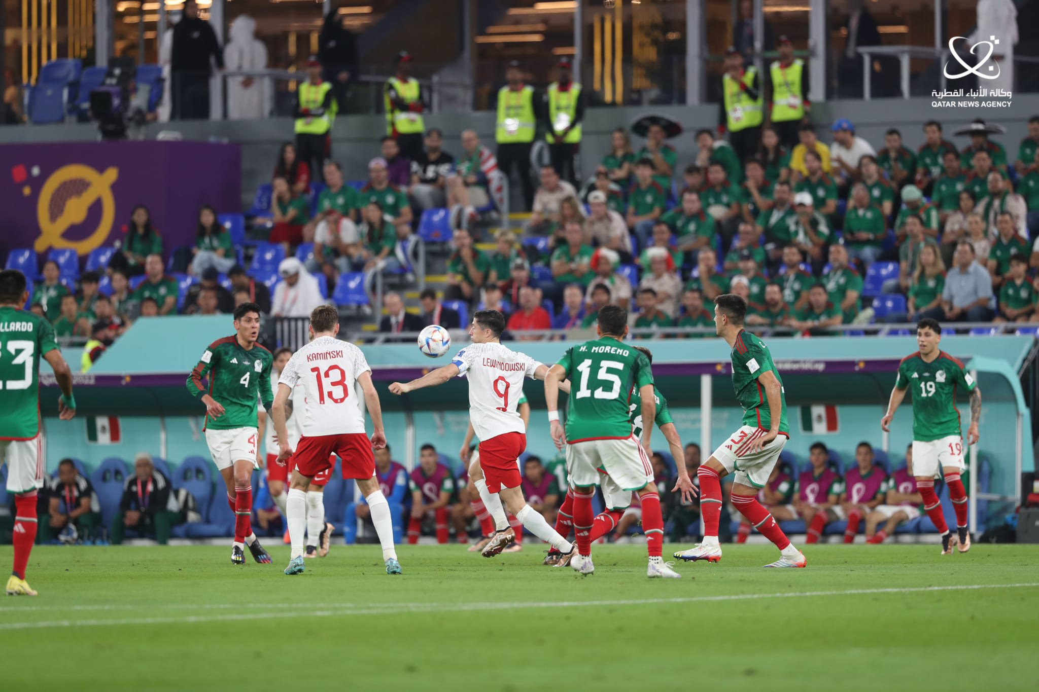 كأس العالم 2022: تعادل منتخب المكسيك مع بولندا سلبيًا