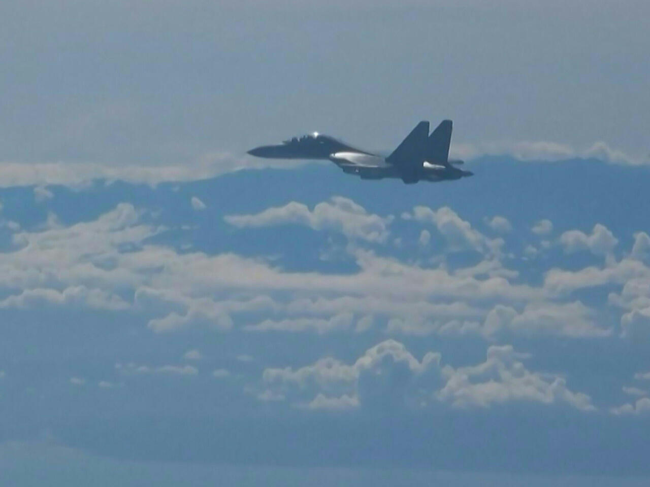 تايوان: الصين استخدمت 71 طائرة في مناوراتها العسكرية بالقرب من الجزيرة