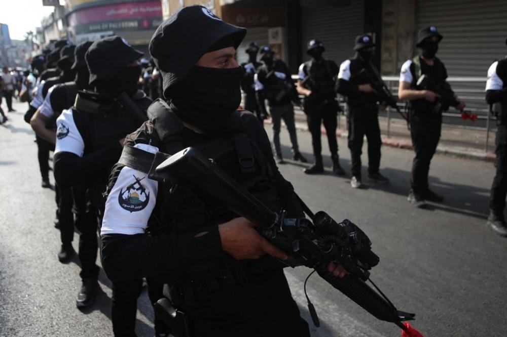 “عرين الأسود” تتصدى لاقتحام قوات العدو الصهيوني لنابلس