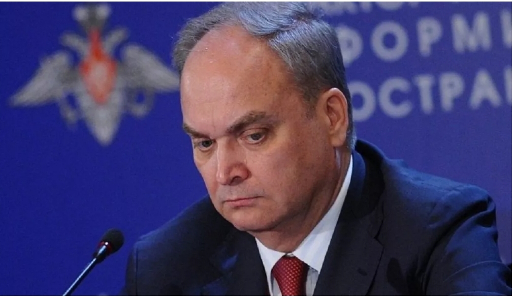 أنتونوف: واشنطن لا تريد تسوية سياسية للصراع الأوكراني