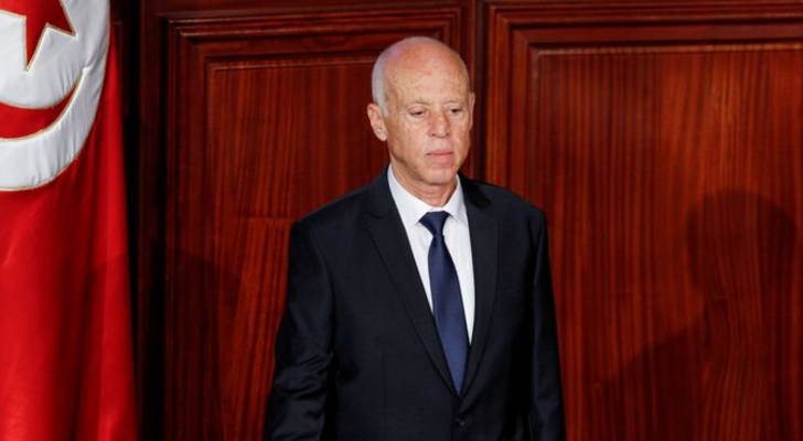 الرئيس التونسي يقيل وزيرة التجارة ووالي صفاقس