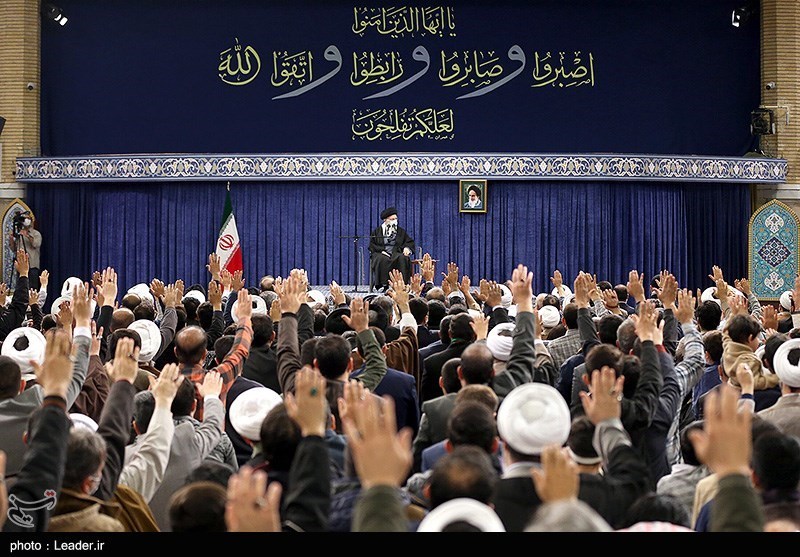 الإمام الخامنئي: الجهاد اخرج ايران من هيمنة وسيطرة الغرب