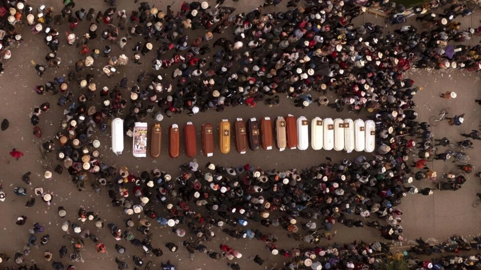 رئيسة بيرو تستبعد الاستقالة من منصبها بعد سقوط عشرات القتلى في الاحتجاجات