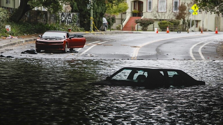 خبراء الأرصاد الجوية الأمريكية يحذرون من “فيضانات كارثية” في كاليفورنيا