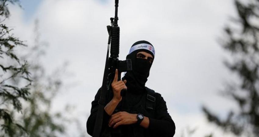 “عرين الأسود” تستهدف جنود العدو الصهيوني عند حاجز صرّة بنابلس