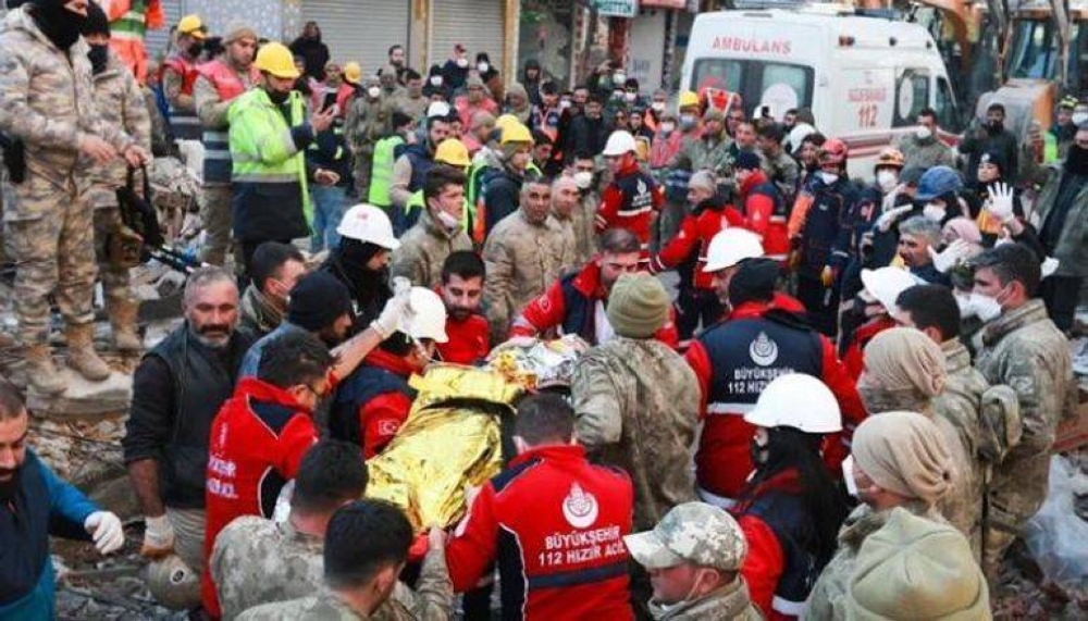 زلزال تركيا.. إنقاذ امرأة أمضت 222 ساعة تحت الأنقاض