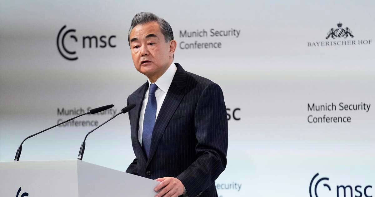 الصين تعلن تغلبها على الوباء واستعدادها لاستئناف الاتصالات مع كل العالم