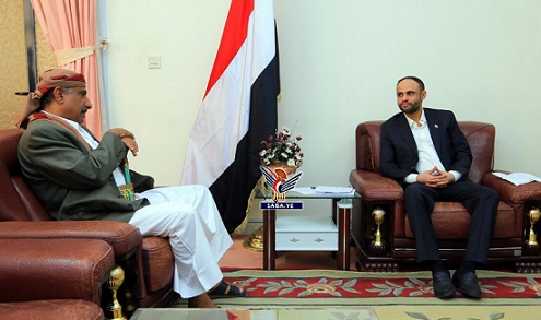الرئيس المشاط يلتقي عضو مجلس الشورى خالد الشريف