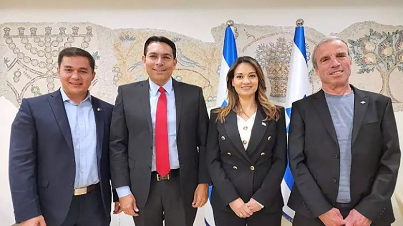 وفد من الكنيست الصهيوني في البحرين بأجندة سياسية