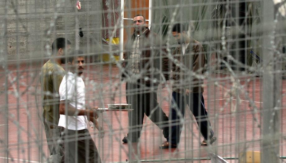 الأسرى الفلسطينيون يواصلون نضالهم ضد إدارة سجون العدو لليوم الـ28