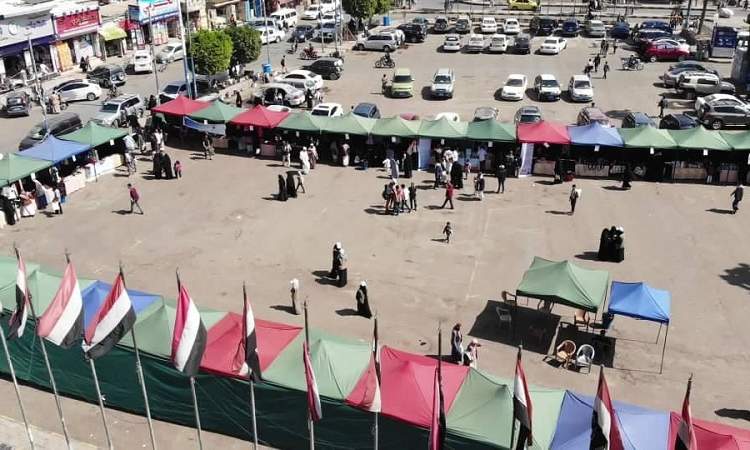 سوق الخميس للأسر المنتجة.. نقطة انطلاق لتطوير المنتج المحلي وتحقيق الاكتفاء