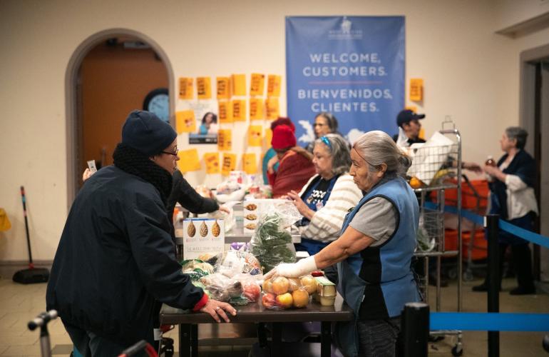 الغارديان : الأمريكيون مهددون بالجوع