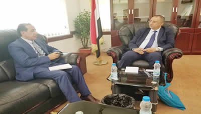 وزير المياه والبيئة يلتقي مدير برنامج الأمم المتحدة للمستوطنات البشرية