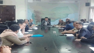اجتماع برئاسة وزير الصحة يناقش الوضع الصحي الطارئ