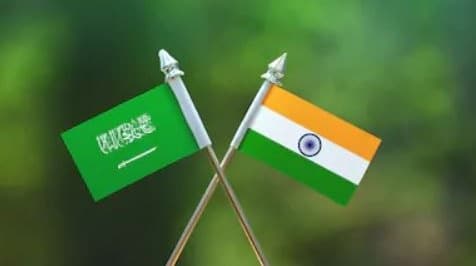 صحيفة هندية تكشف مشاركة السعودية في قمع معارضين للوجود الهندي بكشمير