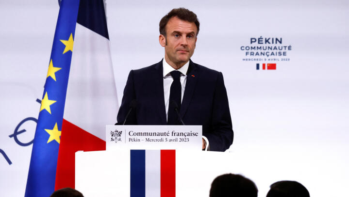 ماكرون: الصين يمكن أن تلعب دورا رئيسيا لإيجاد طريق يؤدي إلى السلام في أوكرانيا