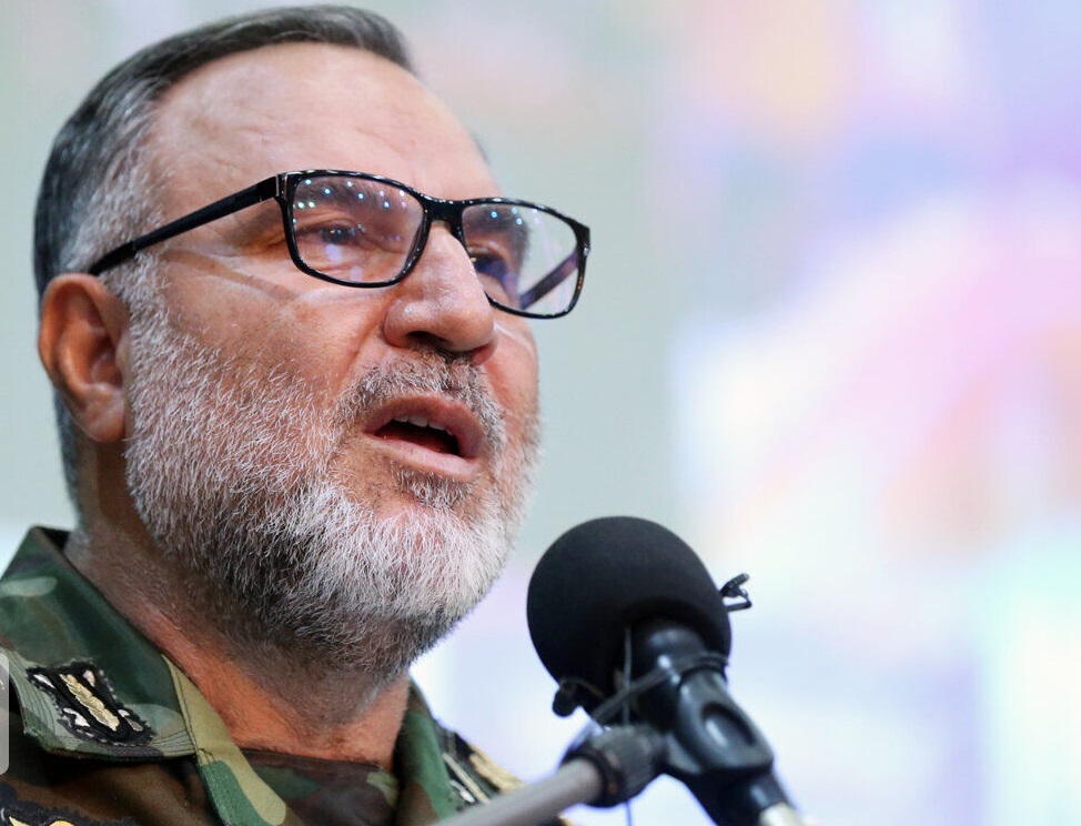 بمناسبة “يوم الجيش”.. القوة البرية للجيش الإيراني تزيح الستار عن إنجازات وأسلحة جديدة