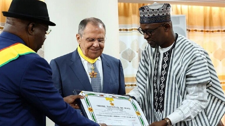 موسكو: على الغرب أن يترك لمالي ودول الإقليم حرية اختيار شركائها