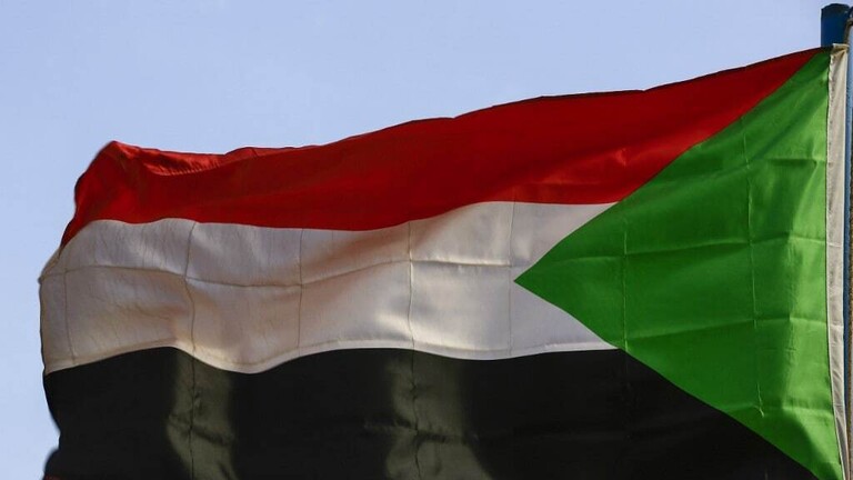 القوات المسلحة السودانية تهاجم مقرا للدعم السريع بالخرطوم بأسلحة ثقيلة