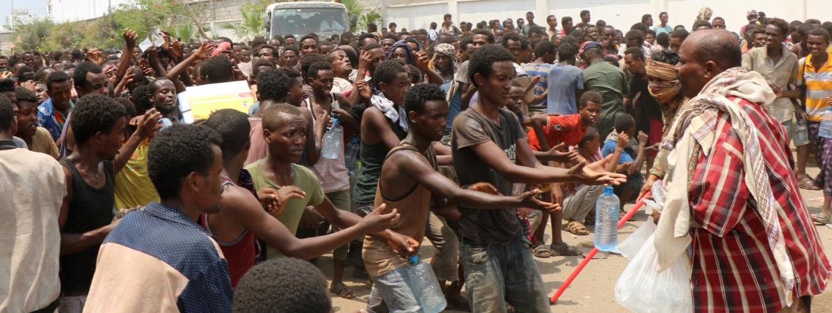 آلاف المهاجرون الأفارقة عالقون في الحرب اليمن آلاف المهاجرون الأفارقة عالقون في الحرب اليمن