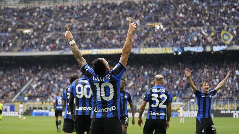  بطولة إيطاليا: نابولي على مشارف التتويج بعد خسارة لاتسيو على أرض إنتر 3 -1