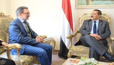 وزير الخارجية يلتقي المدير الإقليمي للمجلس الدنماركي للاجئين
