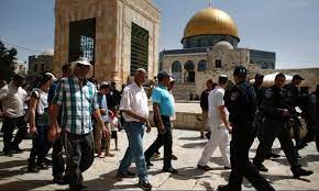 عشرات المستوطنين يجددون اقتحامهم لباحات المسجد الأقصى‎‎‎‎ المبارك
