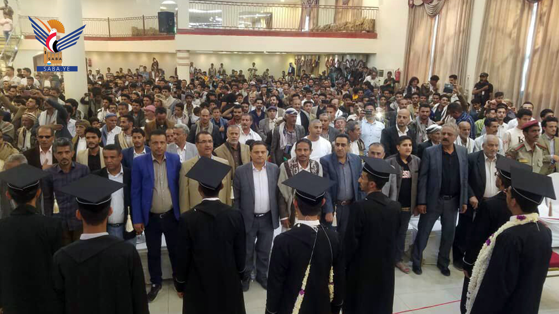 تخرج دفع جديدة من معهدي اليمني الصيني والأيتام بأمانة العاصمة