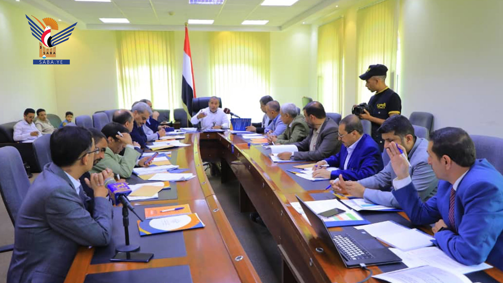 اللجنة الإشراقية العليا لإعداد الخارطة البحثية تقر الخارطة البحثية بعد استيعاب ملاحظات أعضائها