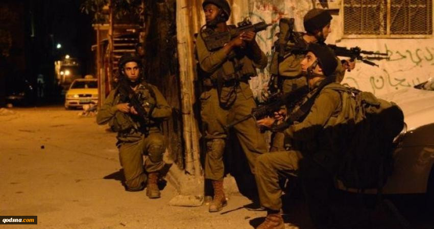 إصابة فلسطيني بالرصاص الحي خلال مواجهات مع قوات العدو في مخيم الدهيشة