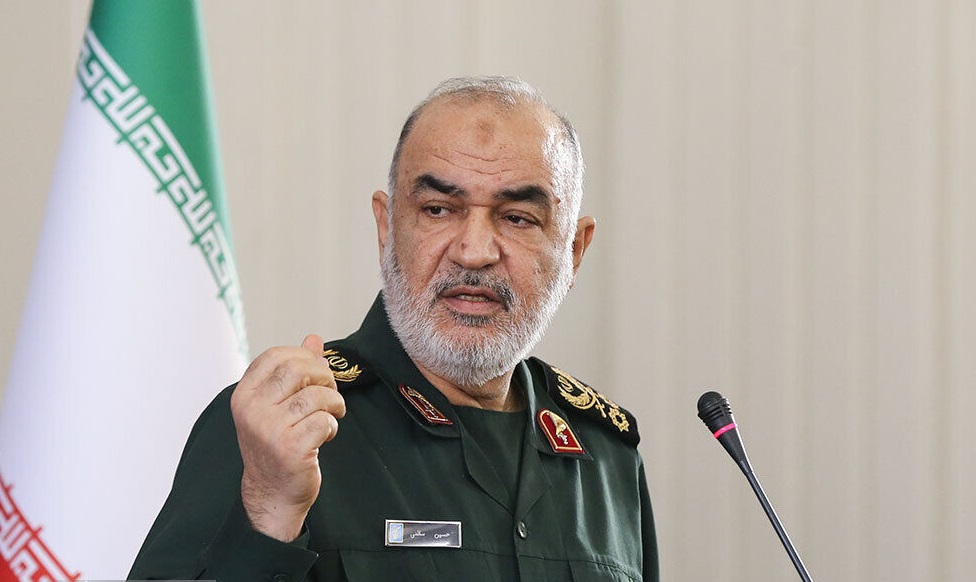 قائد الحرس الثوري: نتصدى لمؤامرات الأعداء بكل اقتدار